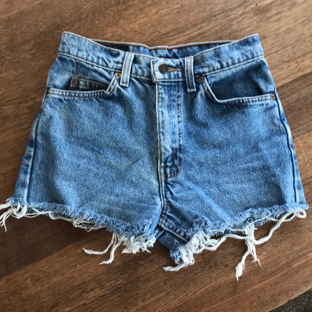 Cutoff Levi Jean Shorts